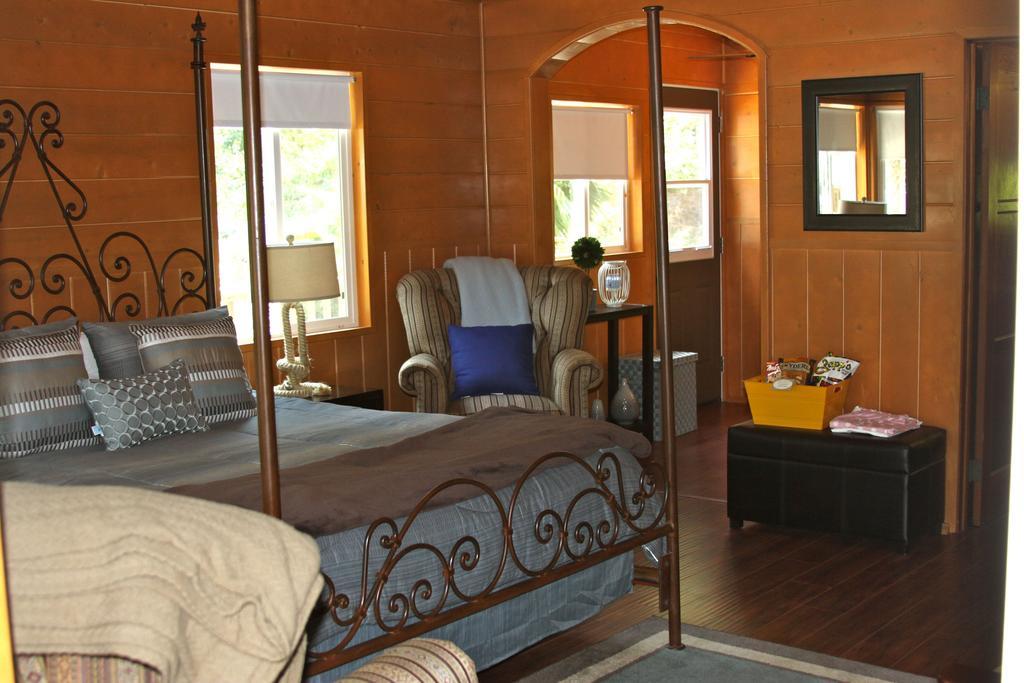 Bandy Canyon Ranch Hotel Escondido Quarto foto